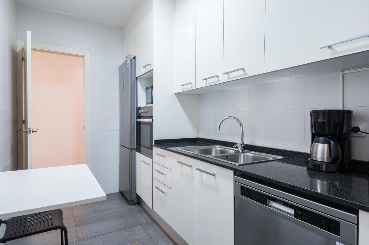 R&B Muntaner Apartment Barcelona Exterior photo
